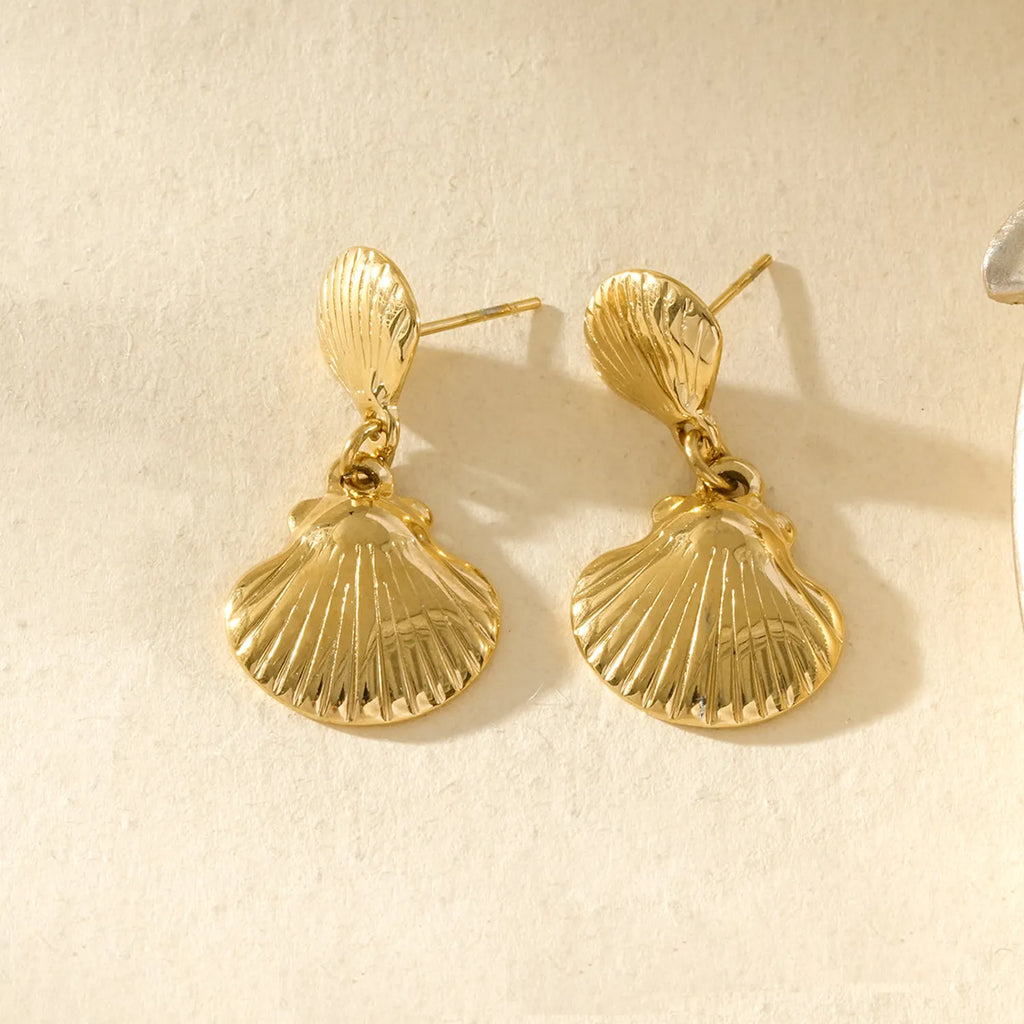 Boucles d’oreilles coquillage doré
