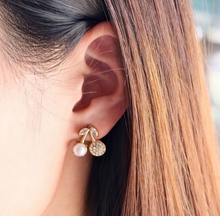 Boucles d’oreilles cerises strass et perle