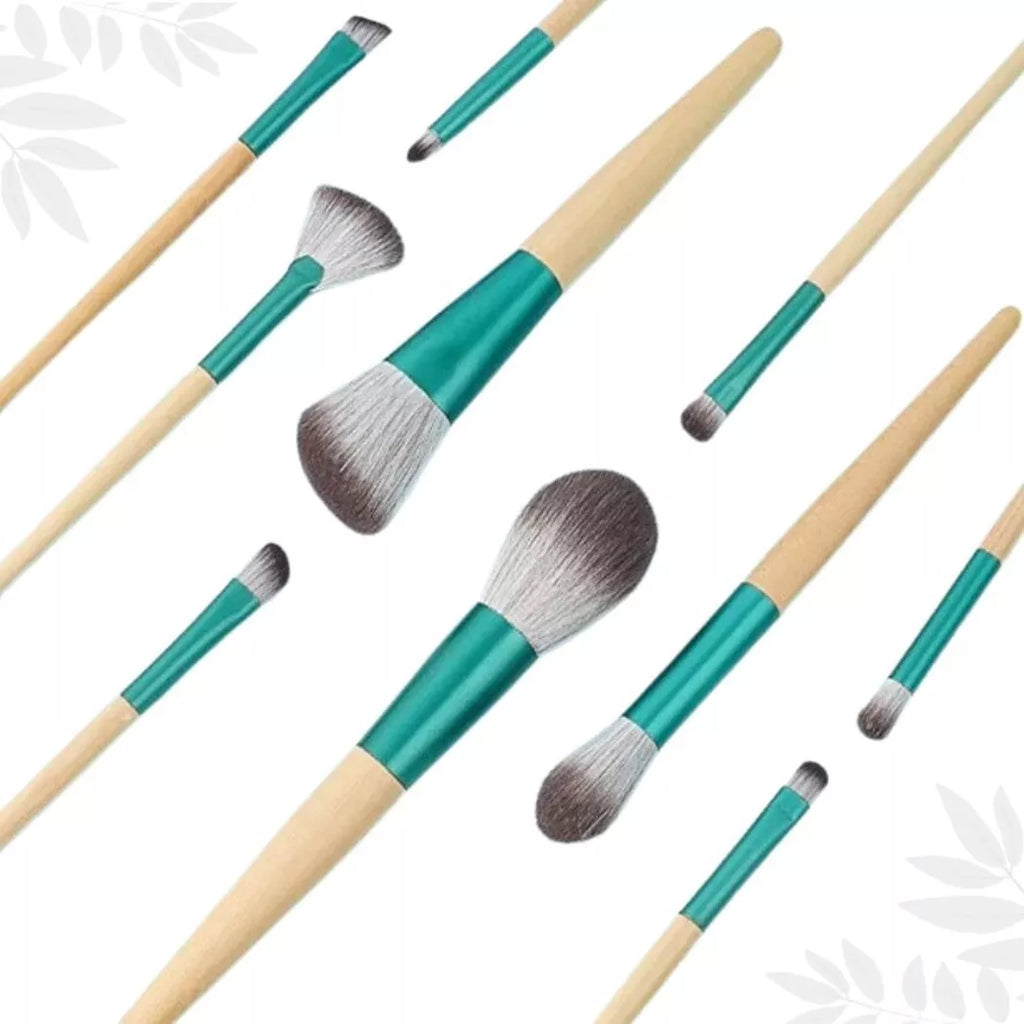 Pinceaux maquillage + trousse liège