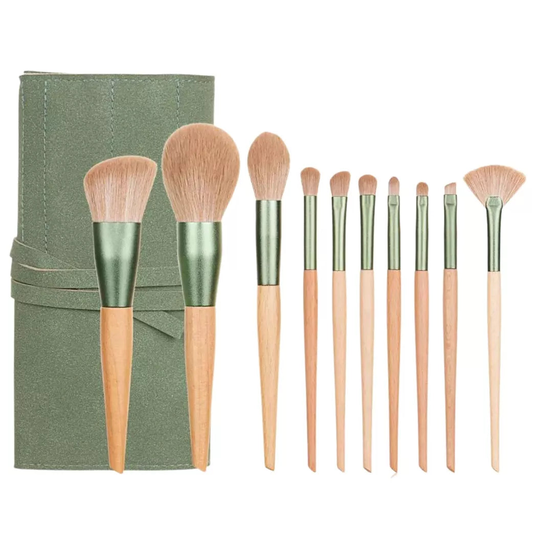 Pinceaux maquillage + étui en daim