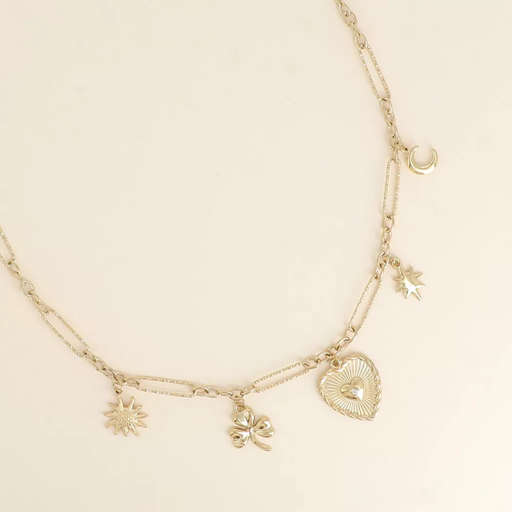 Collier - breloques (fleur, trèfle, coeur, étoile et lune)