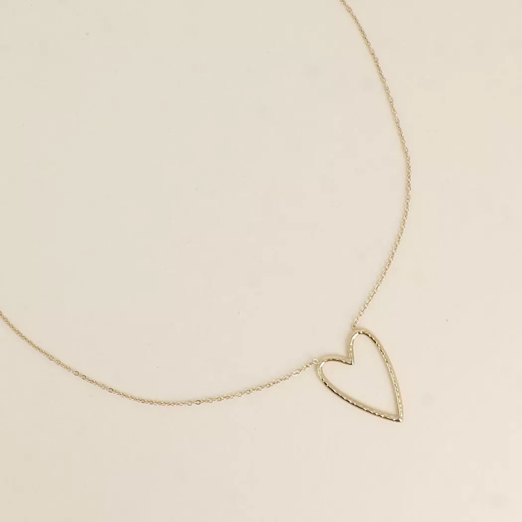 Collier chaîne et cœur martelé - doré