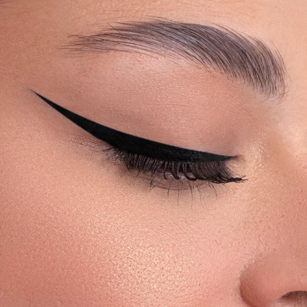 Eye-liner liquide feutre - Noir