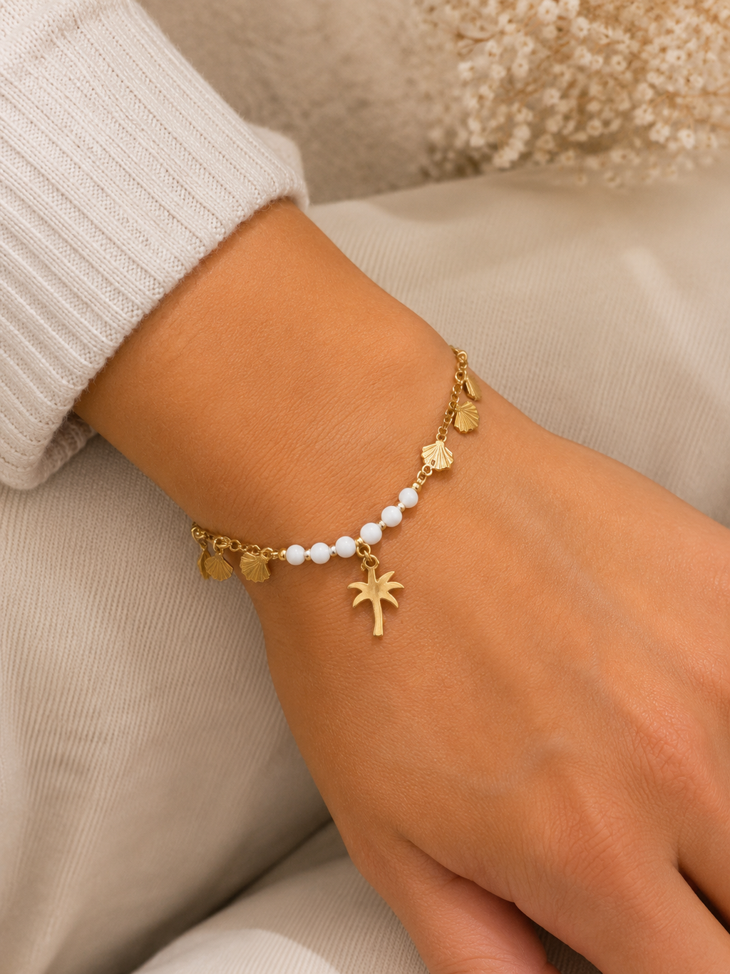Bracelet doré perles et coquillages pendentif palmier